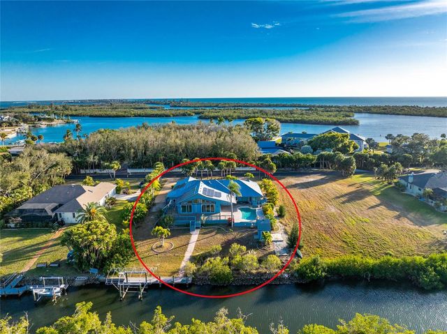 50 SPYGLASS ALLEY, Placida, FL 33946