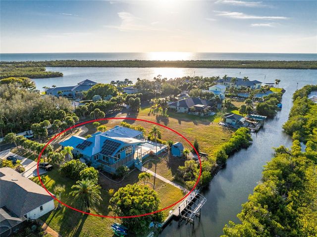 50 SPYGLASS ALLEY, Placida, FL 33946