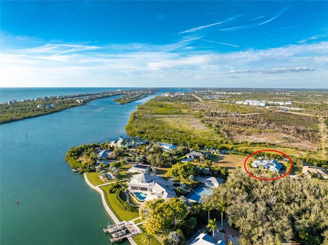 50 SPYGLASS ALLEY, Placida, FL 33946