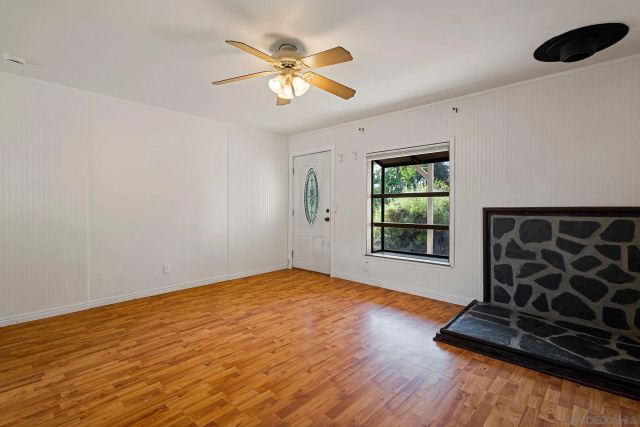 498 E 8th Ave, Chico, CA 95926