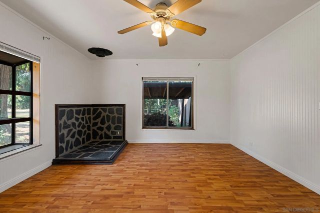 498 E 8th Ave, Chico, CA 95926