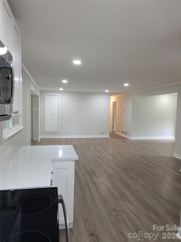 1002 Hemlock Drive, Shelby, NC 28150