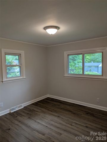 1002 Hemlock Drive, Shelby, NC 28150