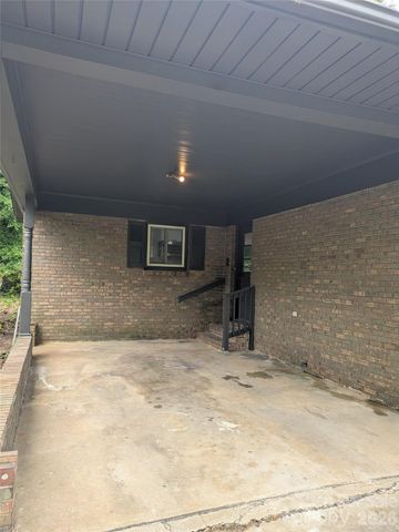1002 Hemlock Drive, Shelby, NC 28150