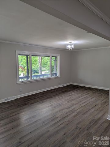1002 Hemlock Drive, Shelby, NC 28150