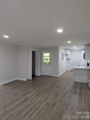 1002 Hemlock Drive, Shelby, NC 28150