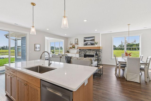 988 Turner Lane, New Richmond, WI 54017