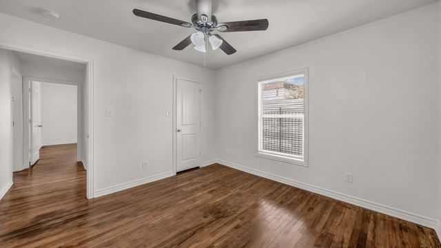 3521 Kenwood Avenue, Fort Worth, TX 76116