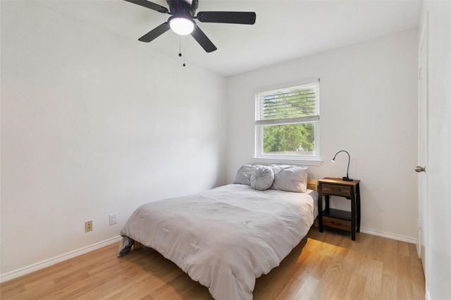 305 Canyon Wren DR, Buda, TX 78610