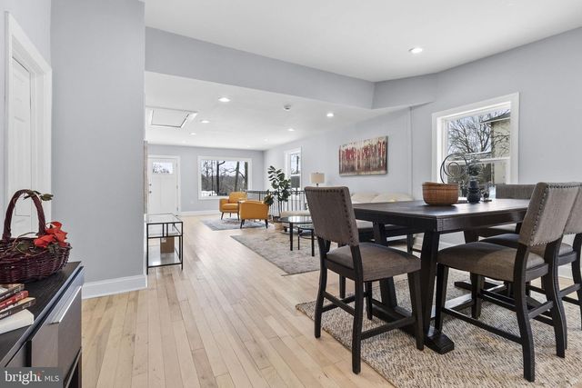 4840 HAYES ST NE, Washington, DC 20019