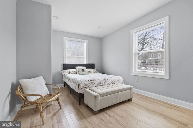 4840 HAYES ST NE, Washington, DC 20019