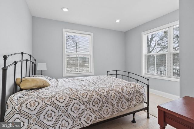 4840 HAYES ST NE, Washington, DC 20019