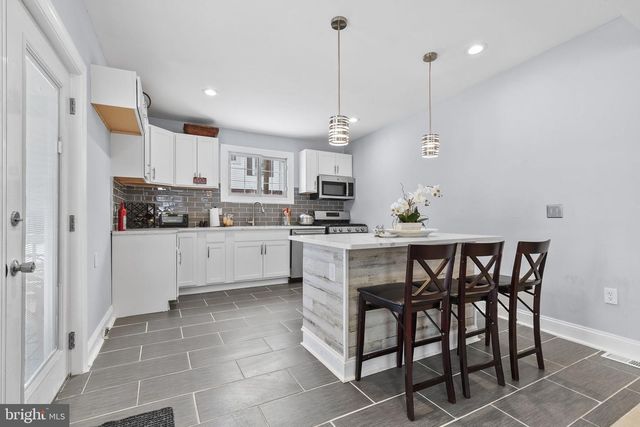 4840 HAYES ST NE, Washington, DC 20019