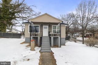 4840 HAYES ST NE, Washington, DC 20019