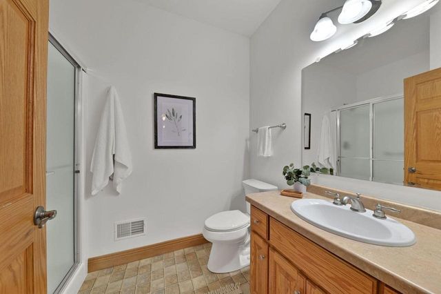 3027 Joshua LANE, West Bend, WI 53095