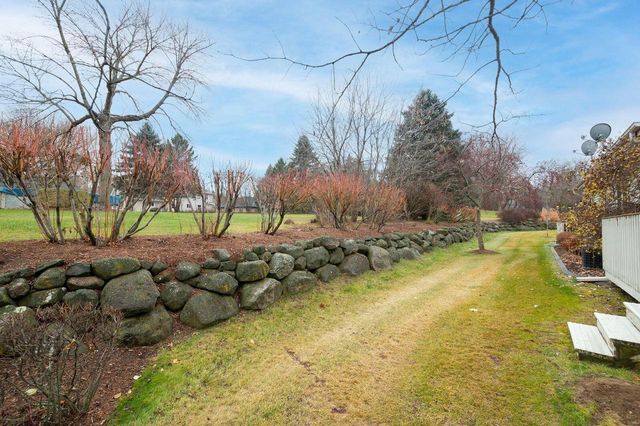 3027 Joshua LANE, West Bend, WI 53095