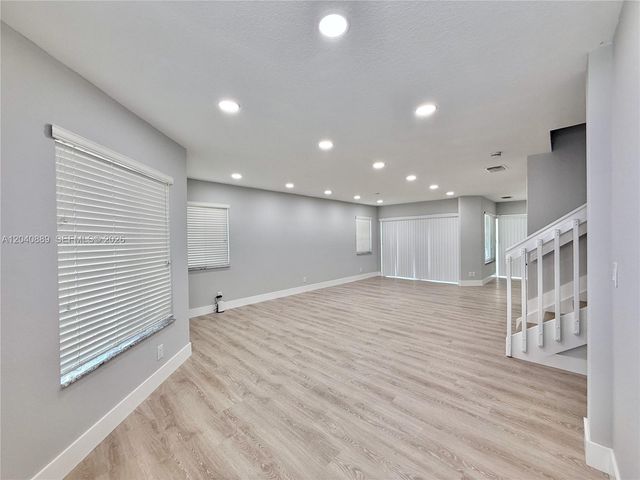 9612 Lily Bank Ct, Riviera Beach, FL 33407