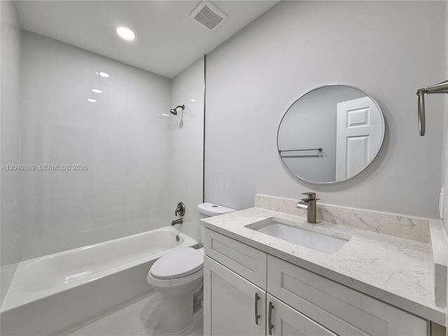 9612 Lily Bank Ct, Riviera Beach, FL 33407