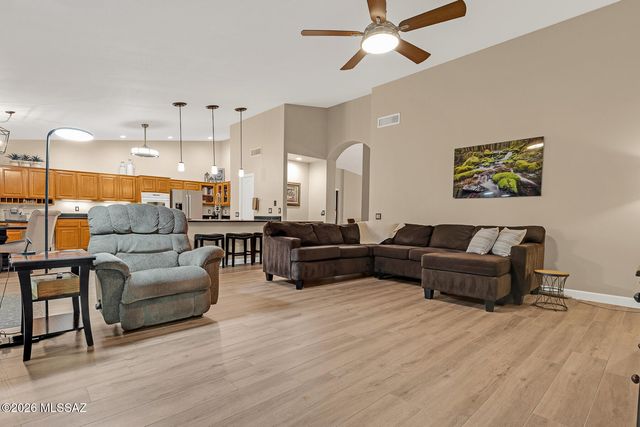 36167 S Boulder Crest Drive, Tucson, AZ 85739