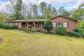 2827 Beverly Hills Drive, Marietta, GA 30068