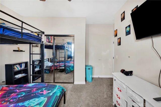 9926 Fir St, Oak Hills, CA 92344