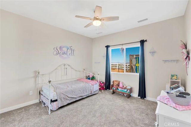 9926 Fir St, Oak Hills, CA 92344