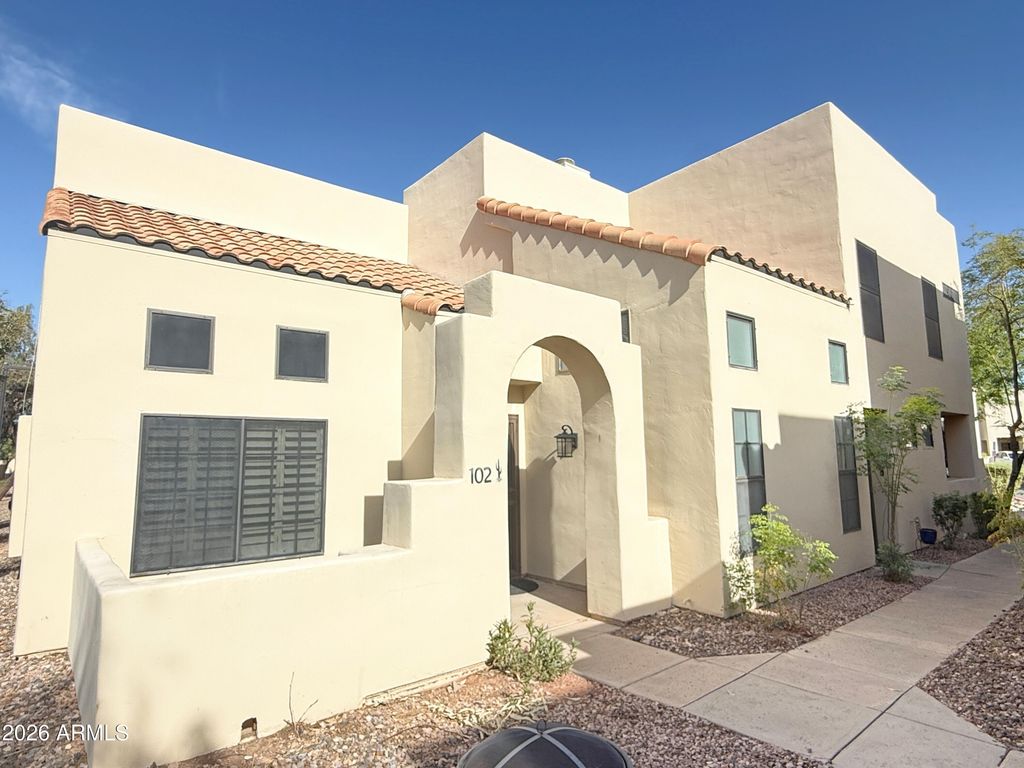 5665 W Galveston Street 102, Chandler, AZ 85226