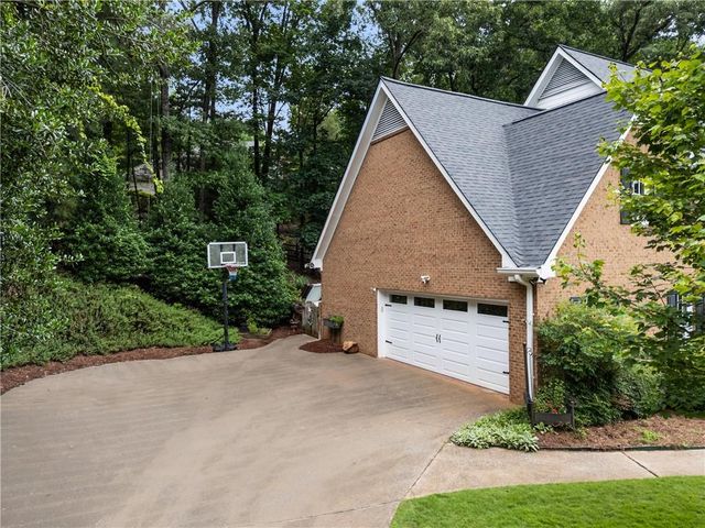 110 Morning Bird Court, Roswell, GA 30076