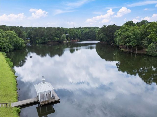 110 Morning Bird Court, Roswell, GA 30076