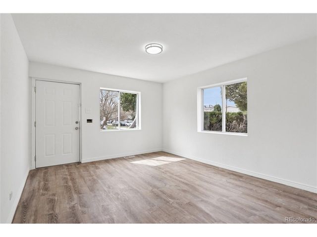 3089 W 18th Ave, Denver, CO 80204