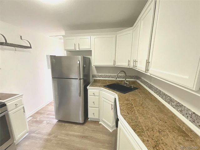 3089 W 18th Ave, Denver, CO 80204