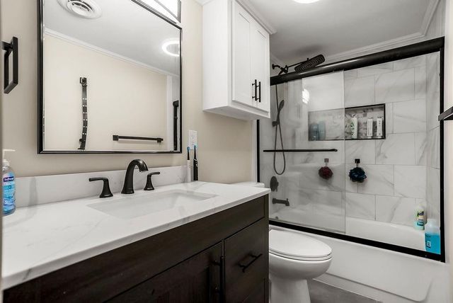 200 E Mccarty Street, Edgerton, KS 66021
