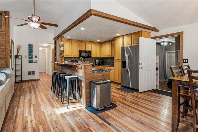 18961 River Woods Drive, Bend, OR 97702