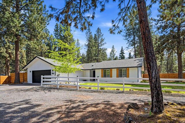 18961 River Woods Drive, Bend, OR 97702