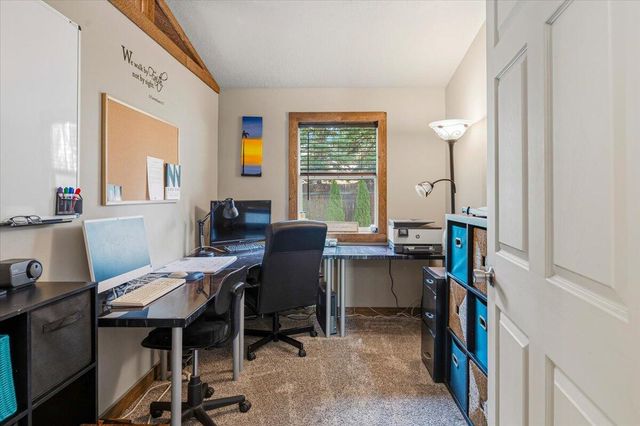 18961 River Woods Drive, Bend, OR 97702