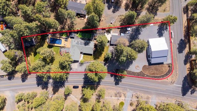 18961 River Woods Drive, Bend, OR 97702