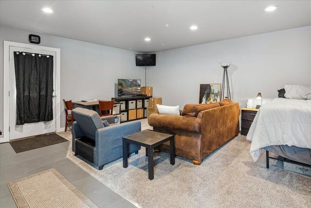 18961 River Woods Drive, Bend, OR 97702