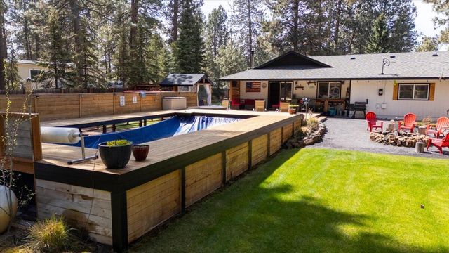 18961 River Woods Drive, Bend, OR 97702