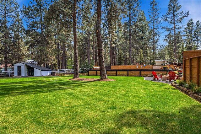 18961 River Woods Drive, Bend, OR 97702