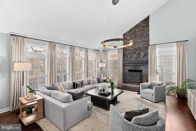 18415 KINGSMILL ST, Leesburg, VA 20176