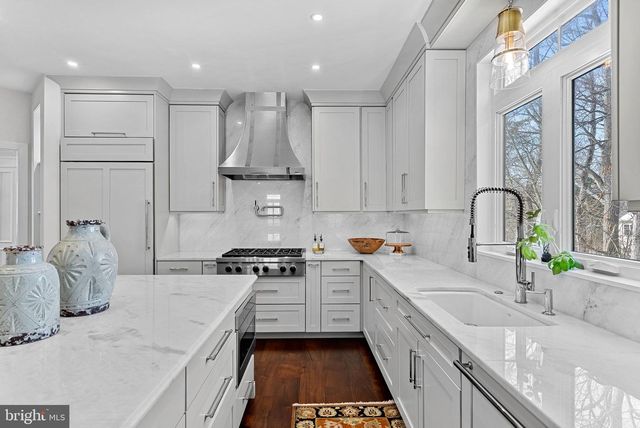 18415 KINGSMILL ST, Leesburg, VA 20176