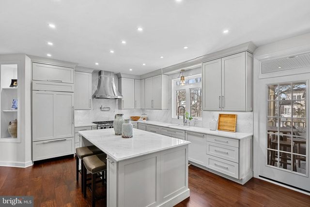 18415 KINGSMILL ST, Leesburg, VA 20176