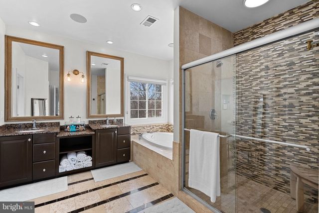 18415 KINGSMILL ST, Leesburg, VA 20176