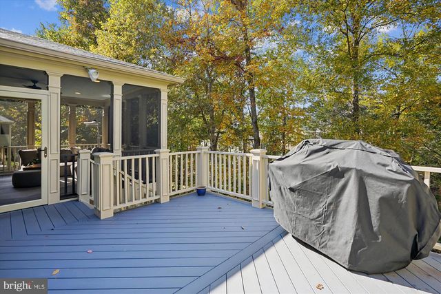 18415 KINGSMILL ST, Leesburg, VA 20176