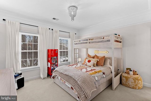 18415 KINGSMILL ST, Leesburg, VA 20176