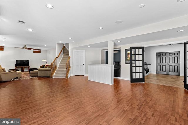 18415 KINGSMILL ST, Leesburg, VA 20176