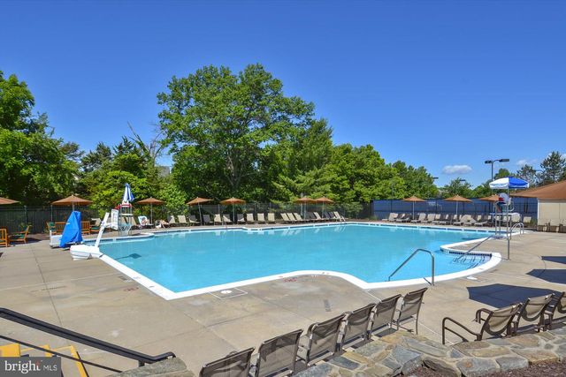 18415 KINGSMILL ST, Leesburg, VA 20176