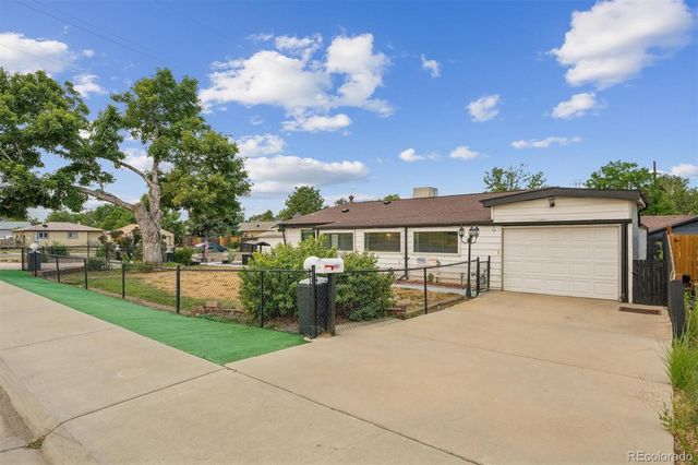 6921 Quebec Street, Commerce City, CO 80022