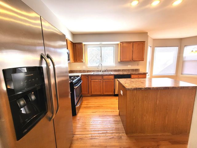 541 Meadowview Drive, Wauconda, IL 60084