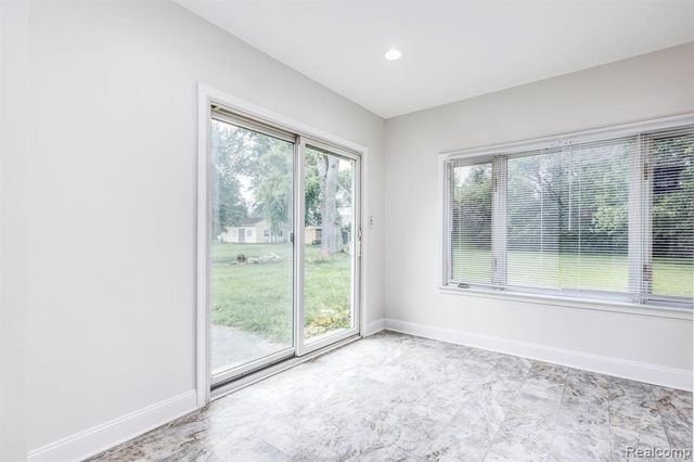 3287 Kilmer Drive, Troy, MI 48083